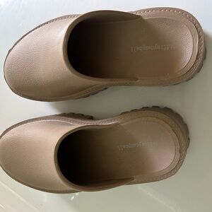 Jeffery Campbell clogs